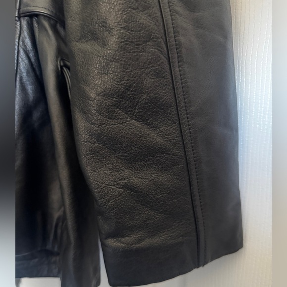 Winlet Size Medium Black Leather Belted Jacket - Picture 3 of 9